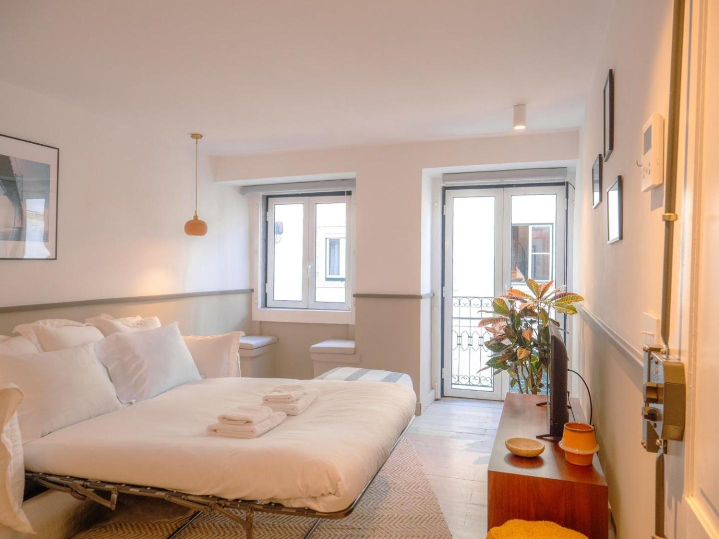 Charming 1br - Stylish & Cozy In Principe Real | By Airnest * Lissabon