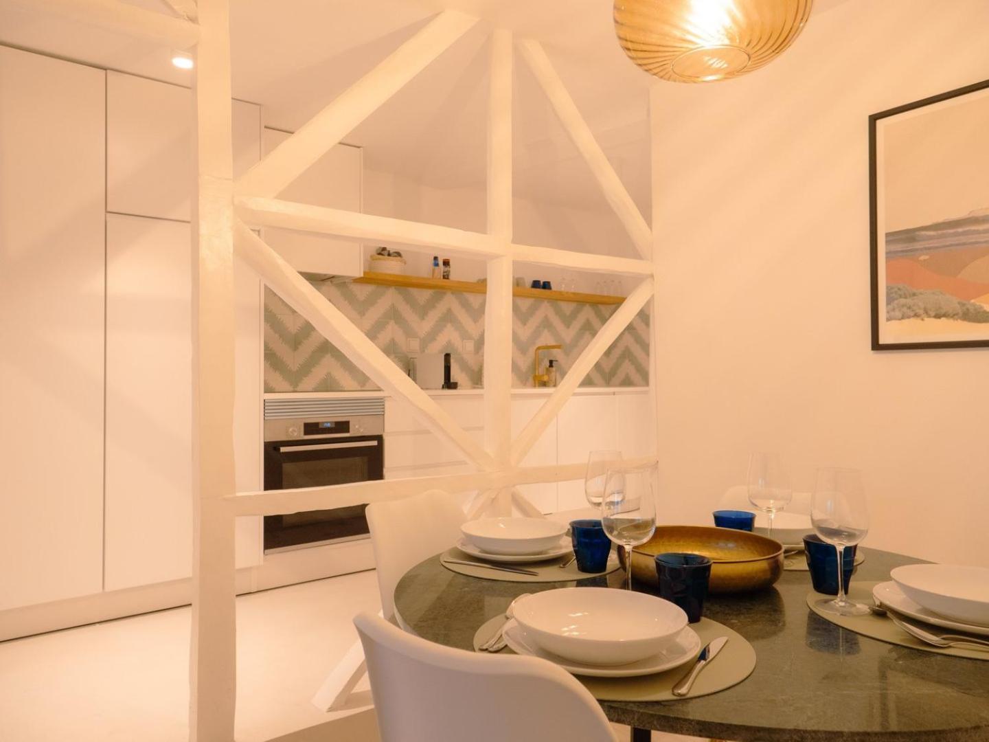 Charming 1br - Stylish & Cozy In Principe Real | By Airnest Apartment *