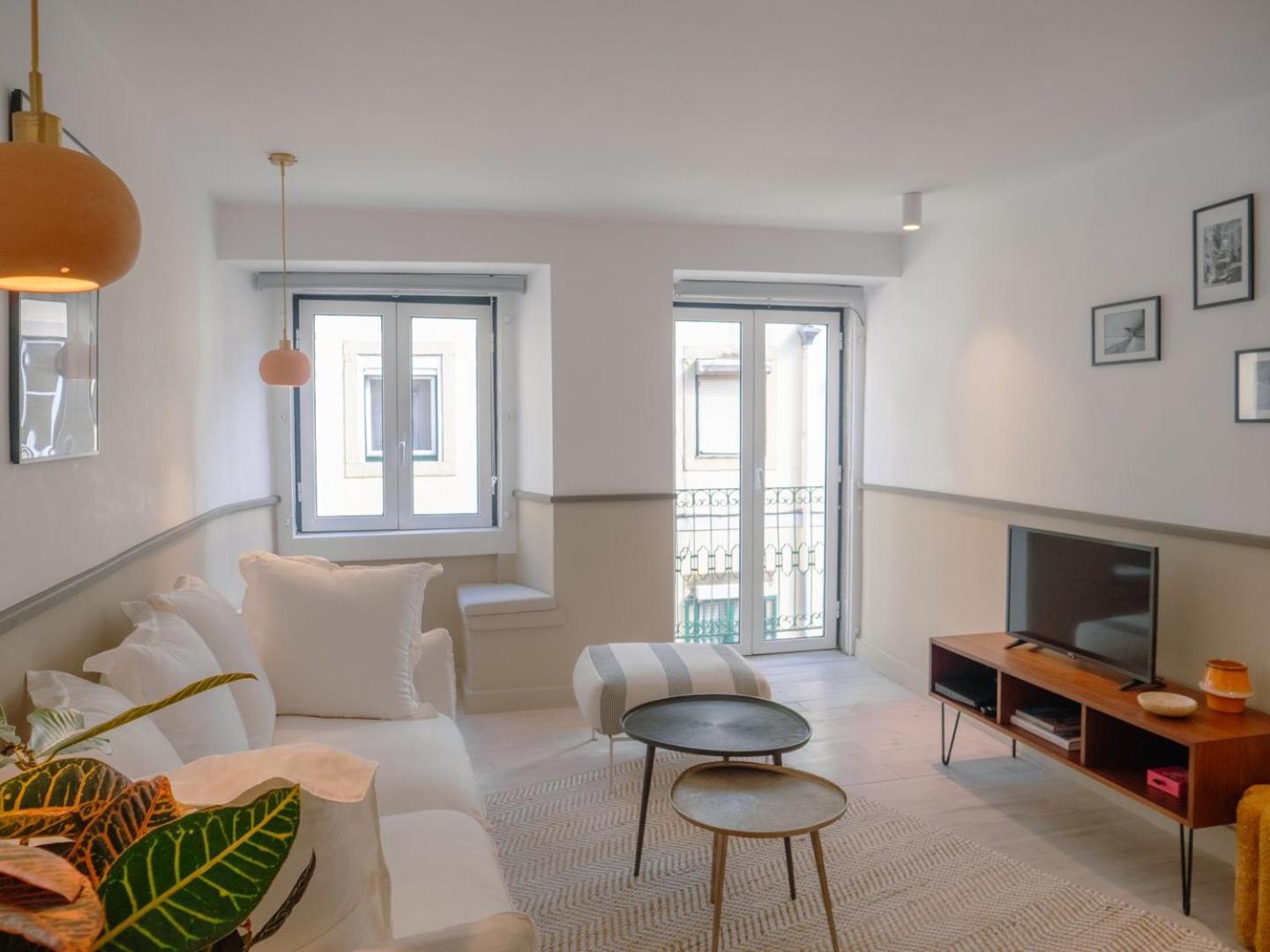Apartment Charming 1br - Stylish & Cozy In Principe Real | By Airnest Lissabon